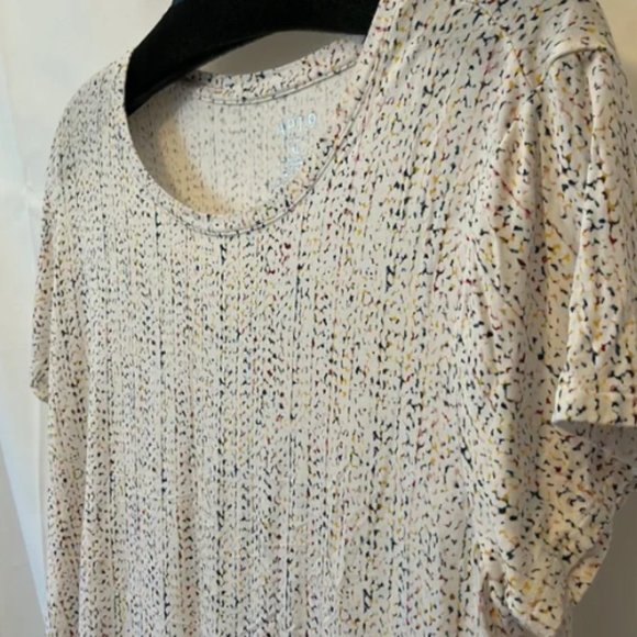 💖5 items for $25 Sale!💖 Apt 9 Essentials Tee XL - Picture 4 of 5